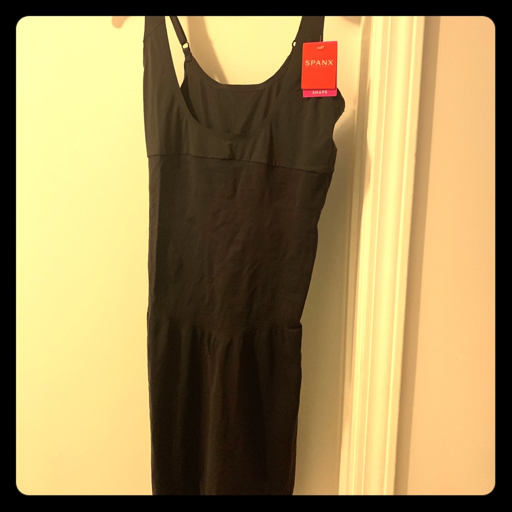 Open bust full slip spanx black XL NWT. Never worn